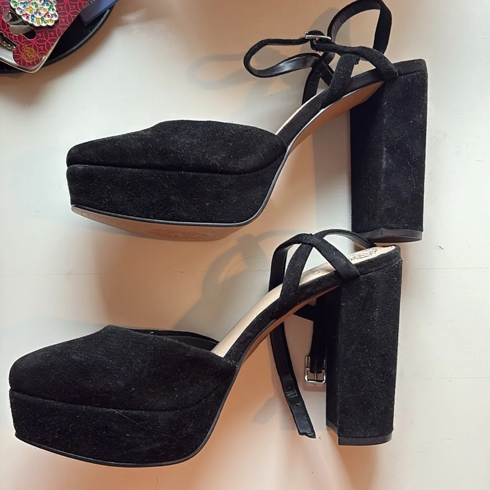 vince camuto heels - Picture 3 of 5